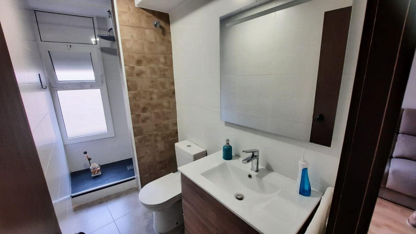 3 bedroom Flat for sale in Sant Carles de la Rapita - € 136,000 (Ref: 9375338)