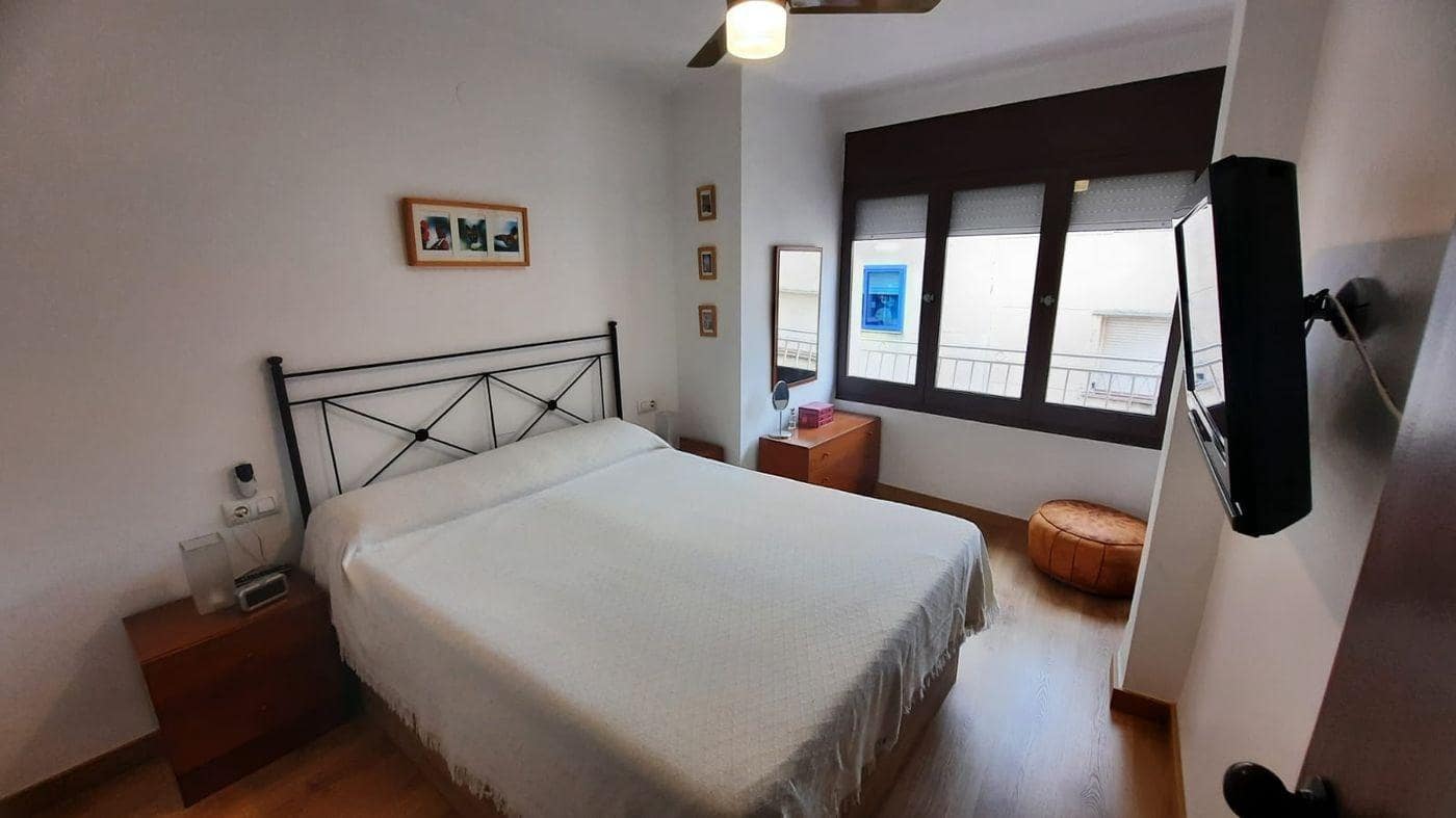 3 bedroom Flat for sale in Sant Carles de la Rapita - € 136,000 (Ref: 9375338)