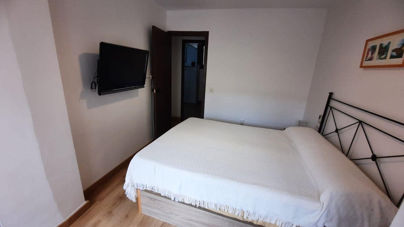 3 bedroom Flat for sale in Sant Carles de la Rapita - € 136,000 (Ref: 9375338)