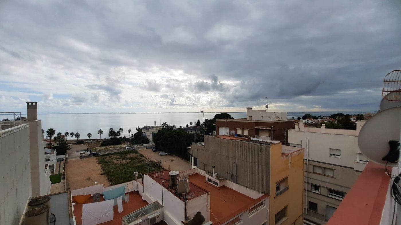 3 bedroom Flat for sale in Sant Carles de la Rapita - € 136,000 (Ref: 9375338)