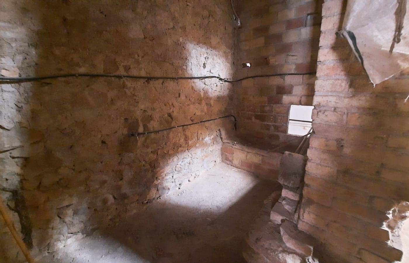 Commercieel te koop in Sant Carles de la Rapita - € 80.000 (Ref: 9376713)