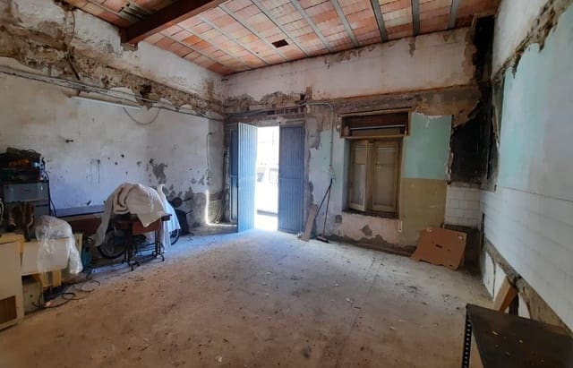 Kommersiell til salgs i Sant Carles de la Ràpita - € 80 000 (Ref: 9376713)