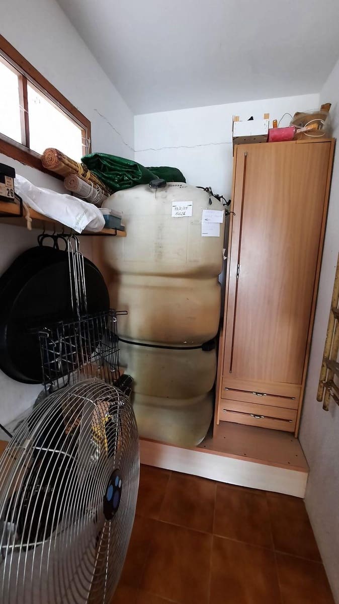 5 bedroom Villa for sale in Alcanar with pool garage - € 340,000 (Ref: 9379029)