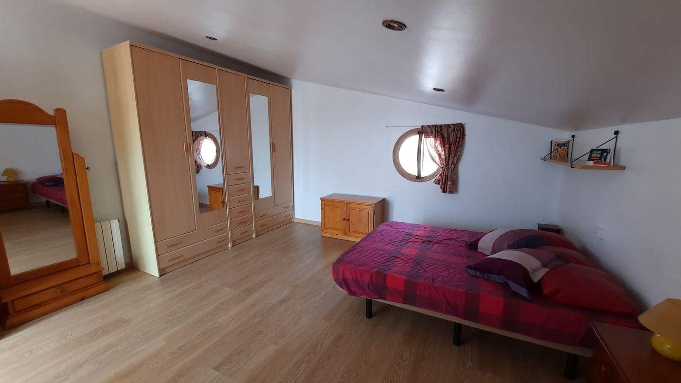 5 bedroom Villa for sale in Alcanar with pool garage - € 340,000 (Ref: 9379029)