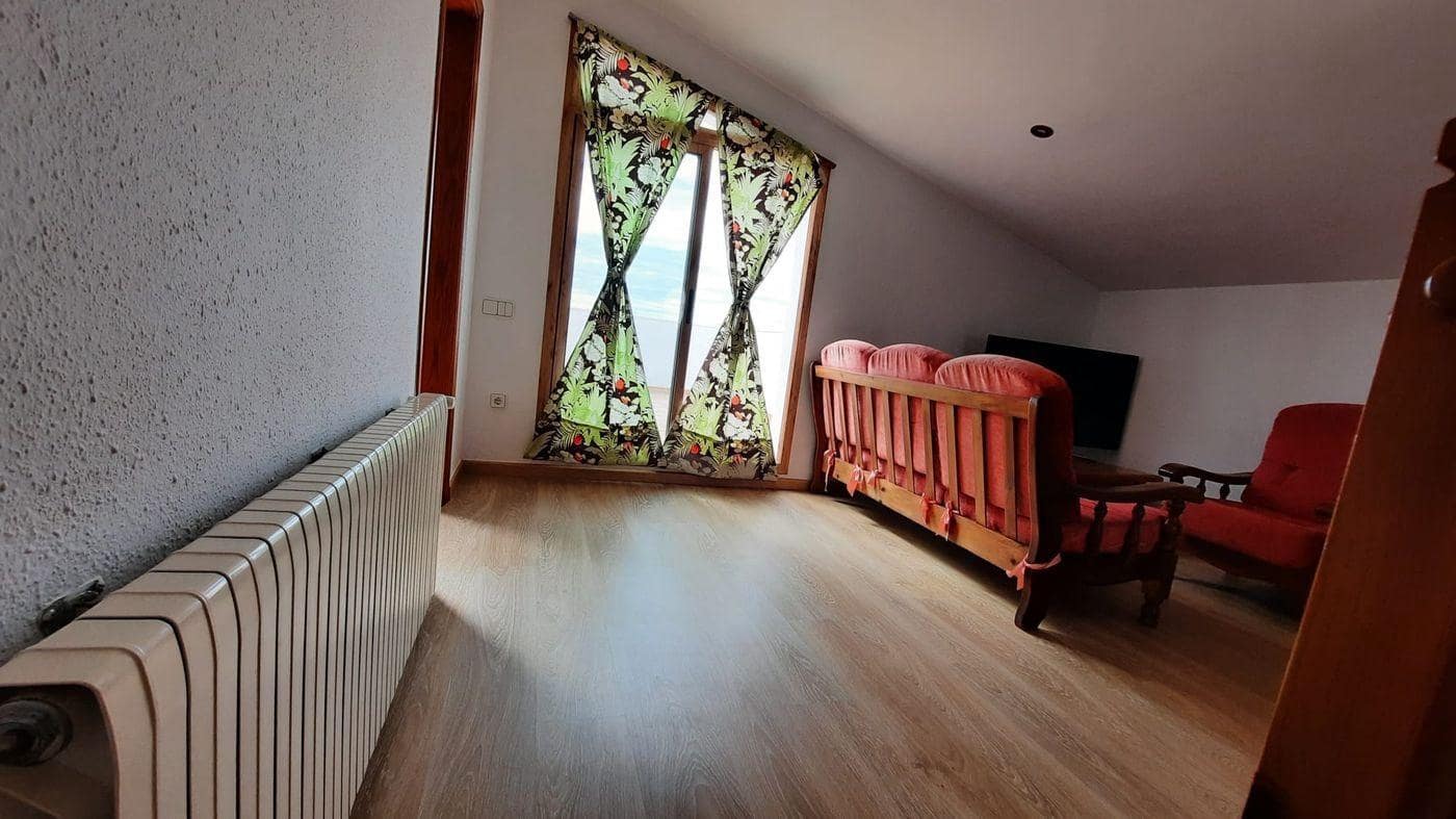 5 bedroom Villa for sale in Alcanar with pool garage - € 340,000 (Ref: 9379029)