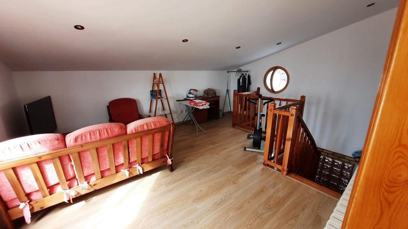 5 bedroom Villa for sale in Alcanar with pool garage - € 340,000 (Ref: 9379029)