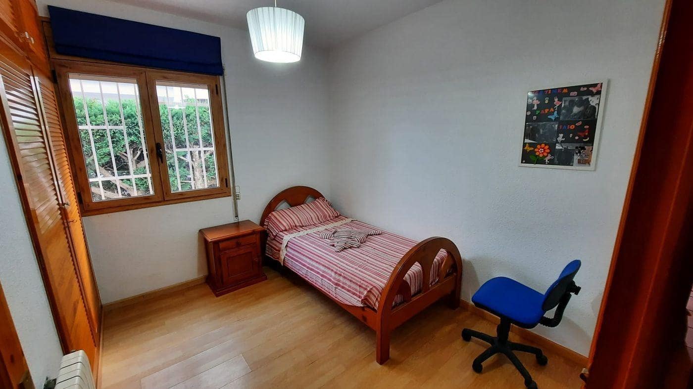 5 bedroom Villa for sale in Alcanar with pool garage - € 340,000 (Ref: 9379029)