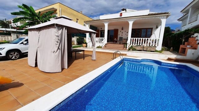 5 soverom Villa til salgs i Alcanar med svømmebasseng garasje - € 340 000 (Ref: 9379029)