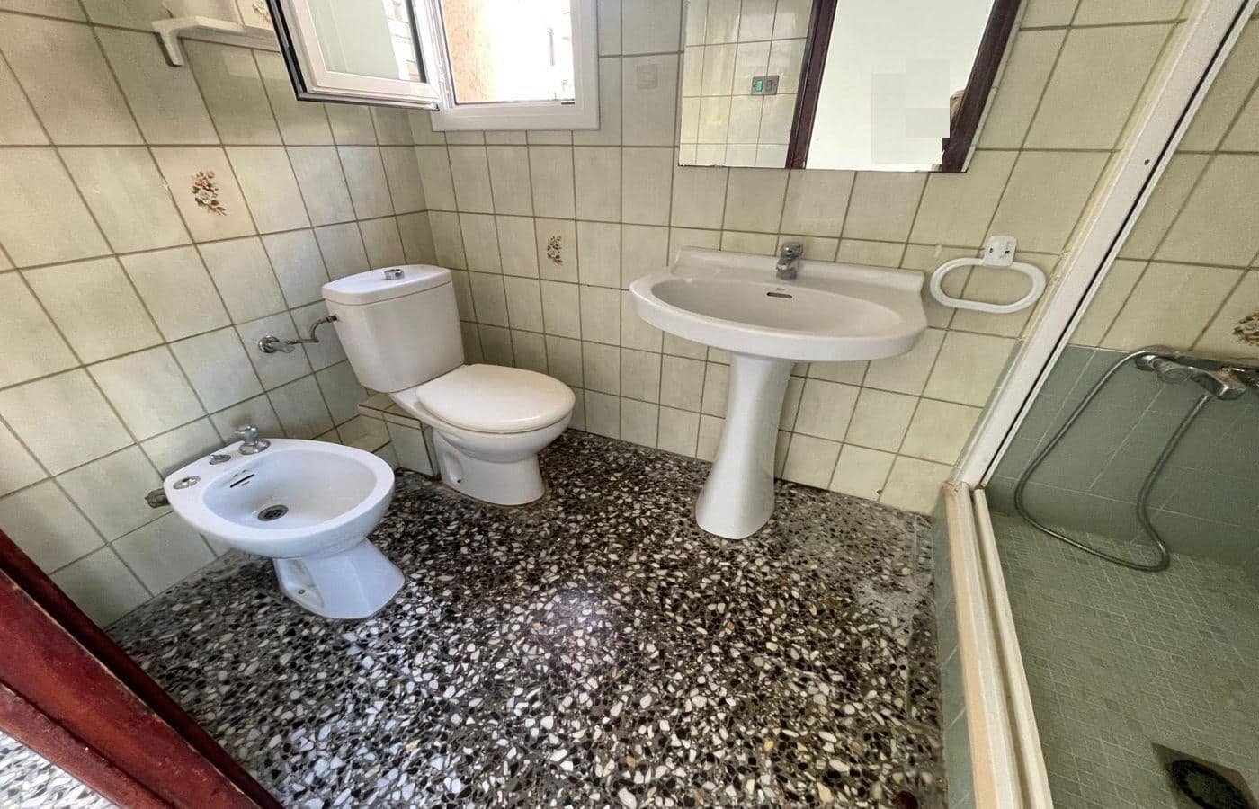 4 bedroom Flat for sale in Sant Carles de la Rapita - € 143,000 (Ref: 9382844)