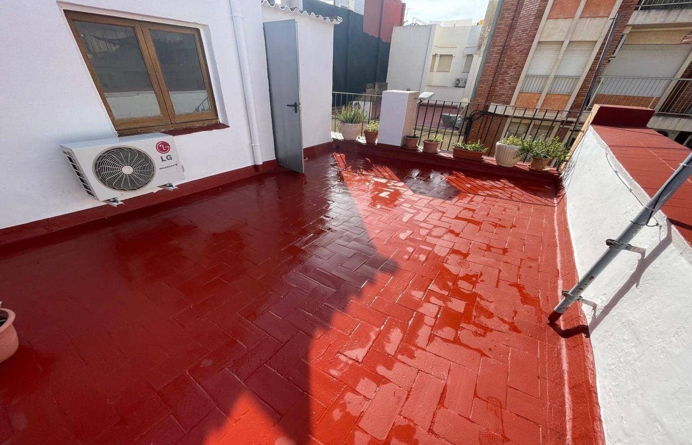 4 bedroom Flat for sale in Sant Carles de la Rapita - € 143,000 (Ref: 9382844)