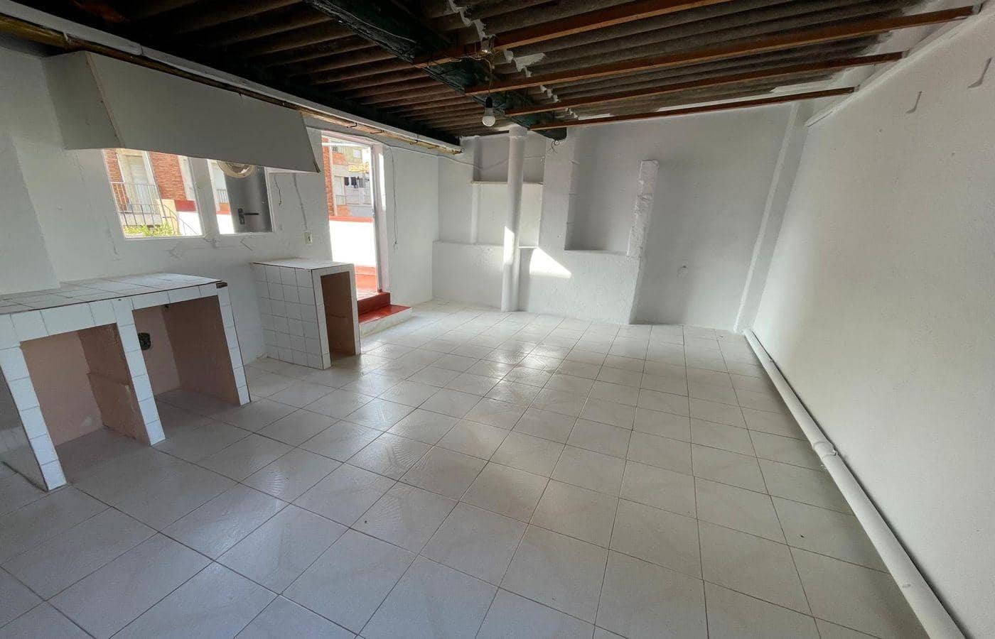 4 bedroom Flat for sale in Sant Carles de la Rapita - € 143,000 (Ref: 9382844)