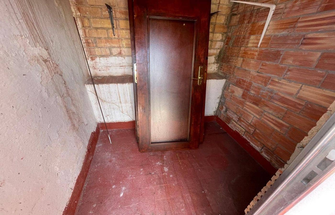 4 bedroom Flat for sale in Sant Carles de la Rapita - € 143,000 (Ref: 9382844)