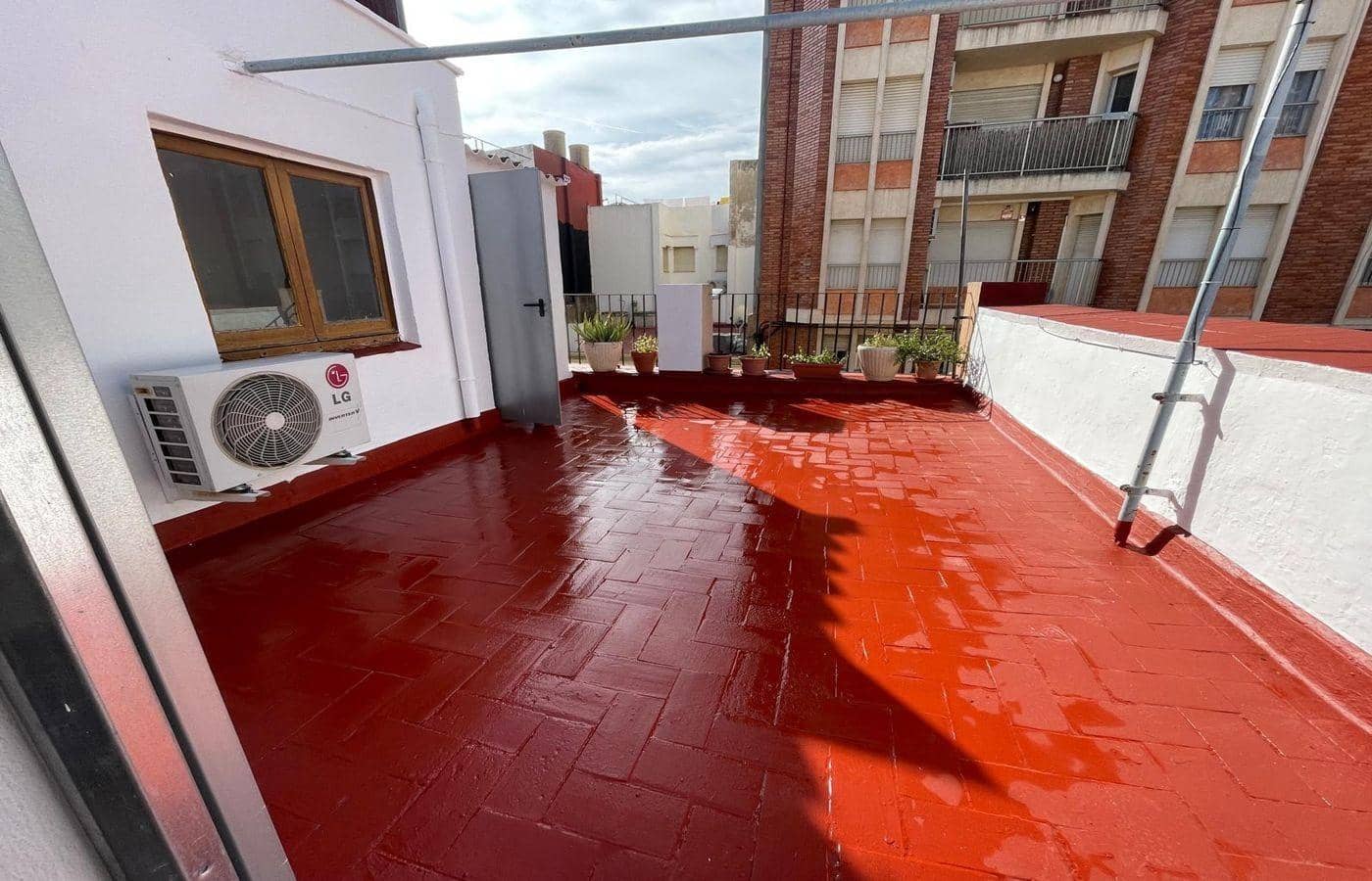 4 bedroom Flat for sale in Sant Carles de la Rapita - € 141,000 (Ref: 9382844)