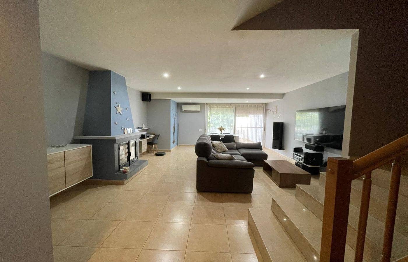 3 soveværelse Villa til salg i Alcanar med swimmingpool garage - € 259.000 (Ref: 9446339)