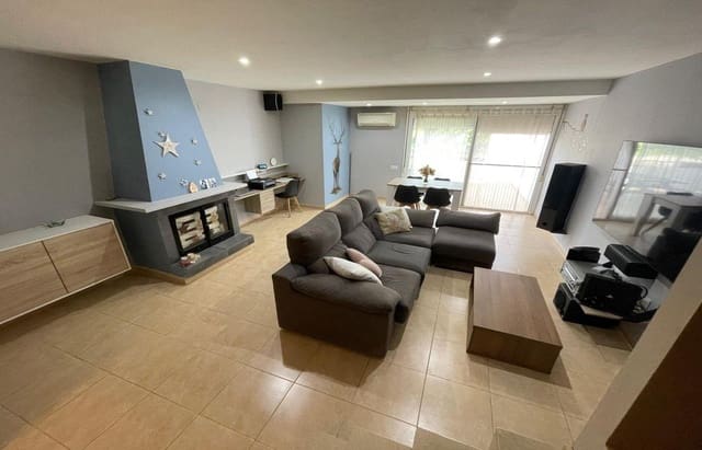 3 soveværelse Villa til salg i Alcanar med swimmingpool garage - € 259.000 (Ref: 9446339)