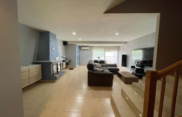 3 soveværelse Villa til salg i Alcanar med swimmingpool garage - € 259.000 (Ref: 9446339)