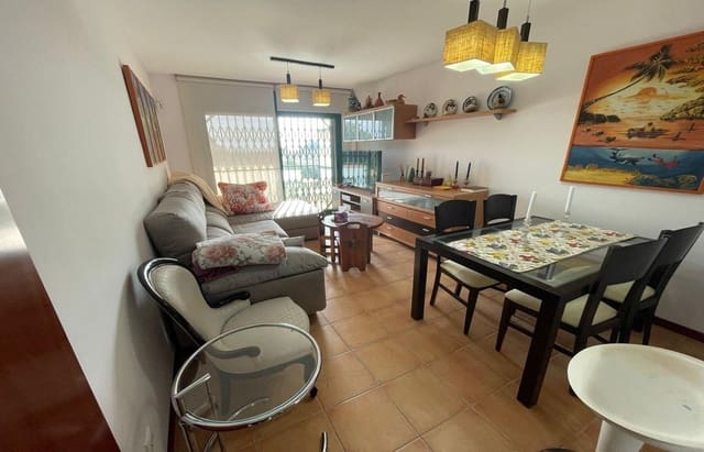 2 makuuhuone Huoneisto myytävänä paikassa Amposta - 148 400 € (Ref: 9456271)