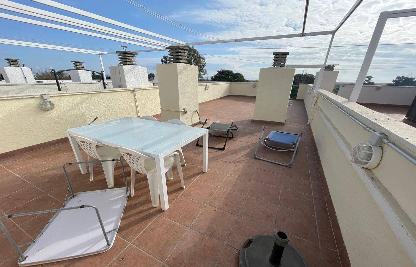 2 makuuhuone Huoneisto myytävänä paikassa Amposta - 148 400 € (Ref: 9462088)