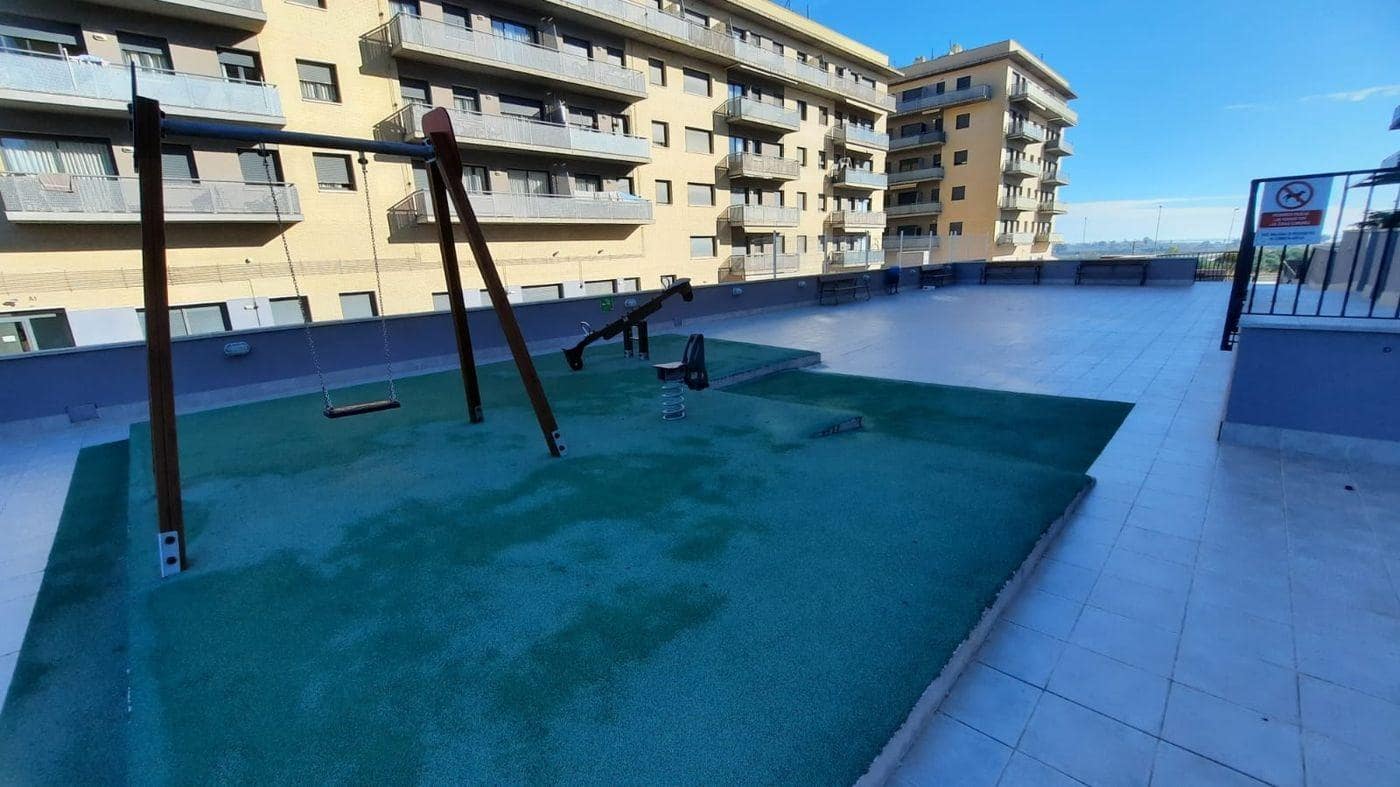 1 bedroom Apartment for sale in Sant Carles de la Rapita with pool - € 125,000 (Ref: 9482043)