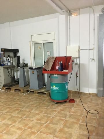 Garage til salg i Deltebre - € 61.800 (Ref: 9483527)