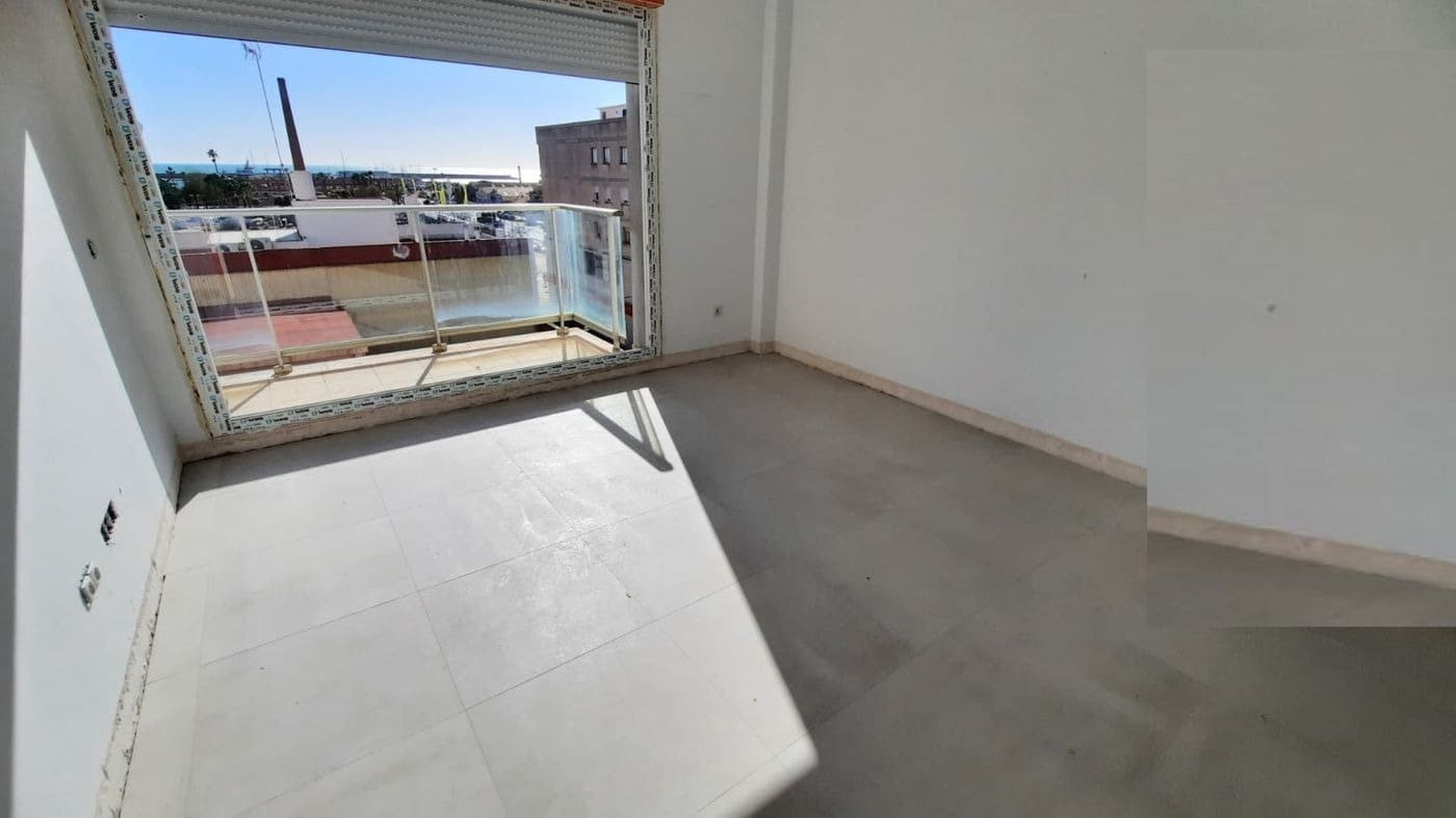 2 bedroom Flat for sale in Vinaros - € 153,000 (Ref: 9604980)