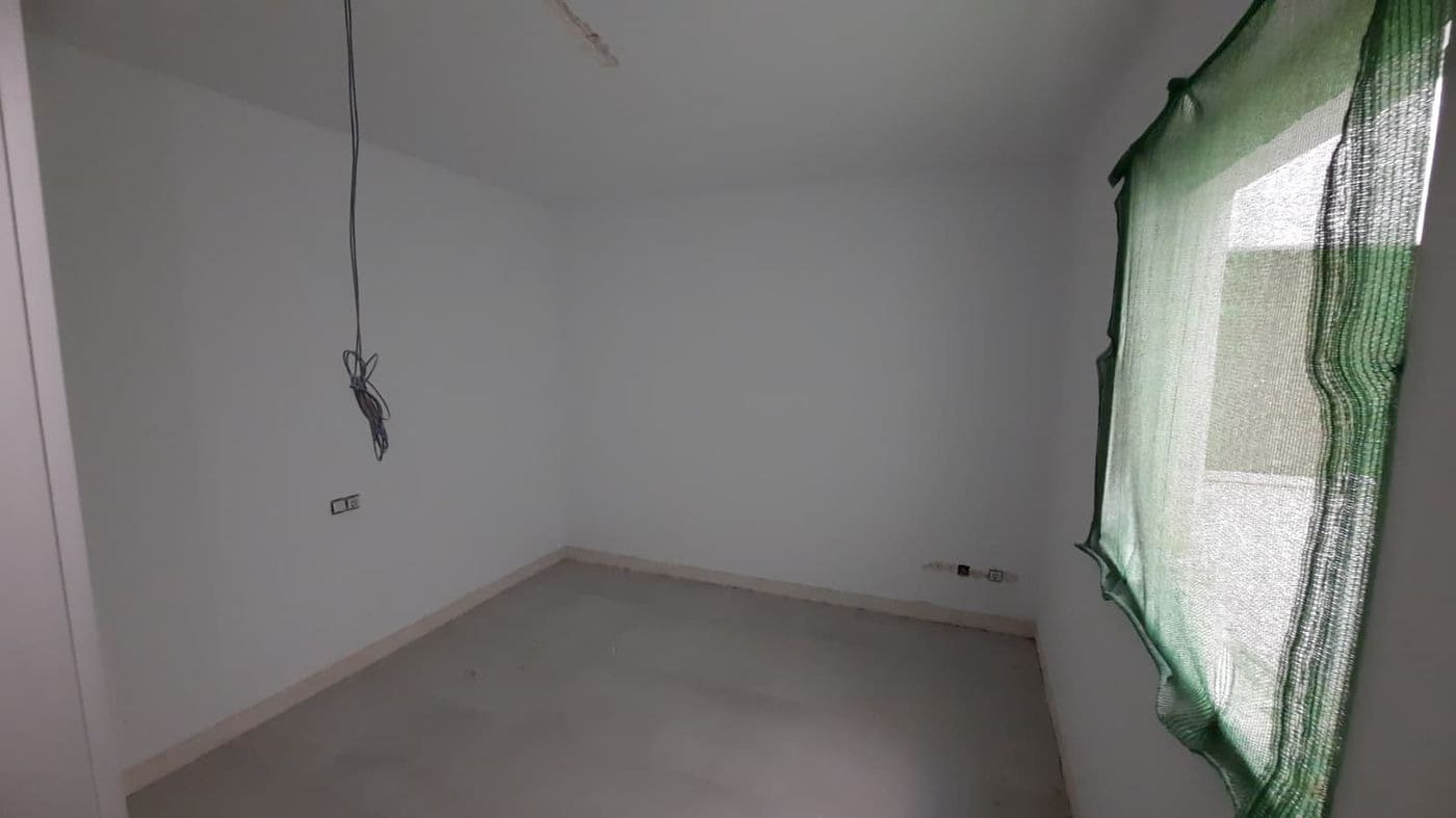 2 bedroom Flat for sale in Vinaros - € 153,000 (Ref: 9604980)