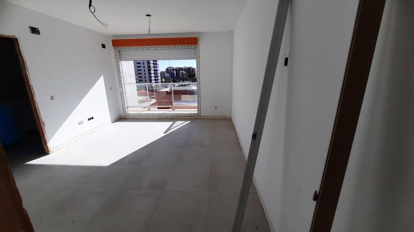 2 bedroom Flat for sale in Vinaros - € 153,000 (Ref: 9604980)