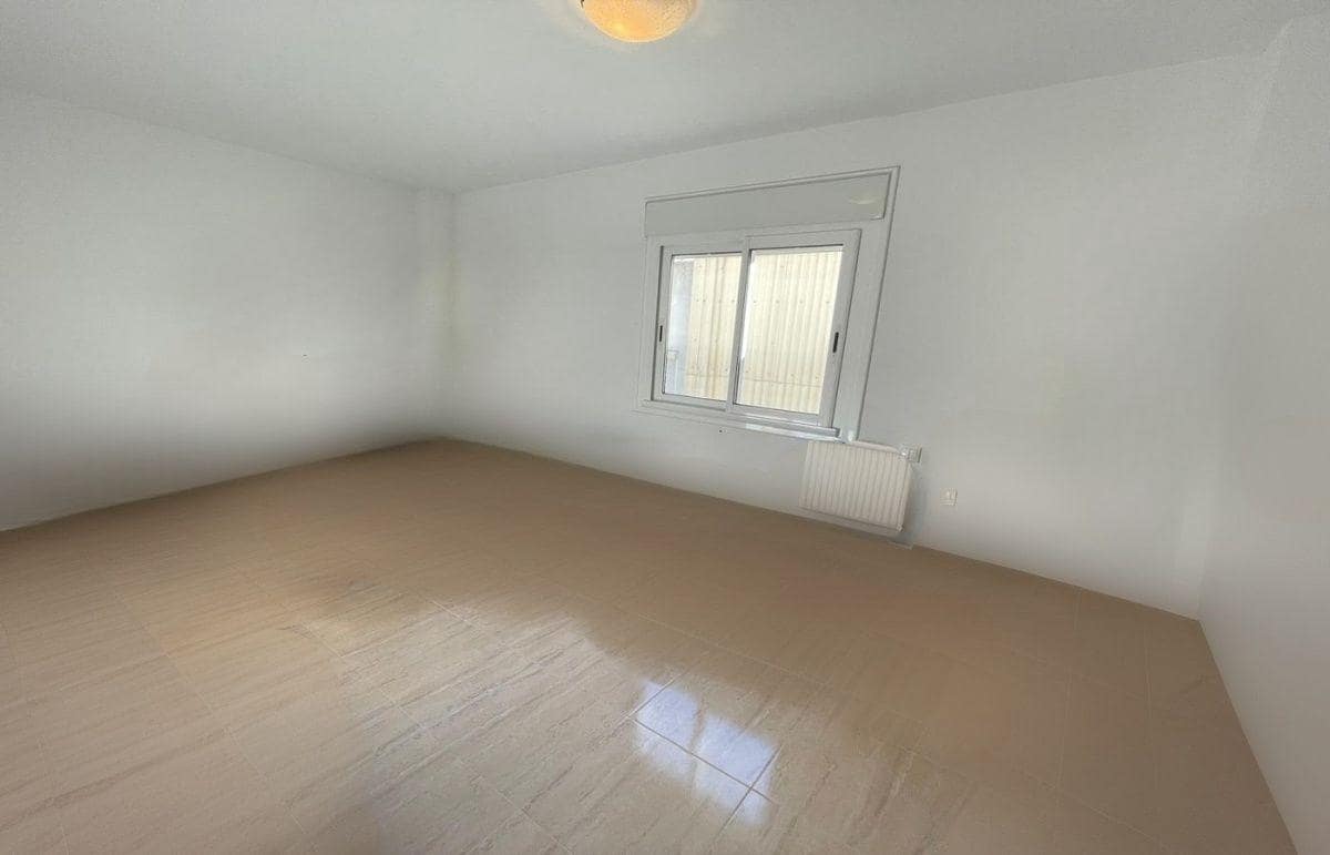 5 quarto Penthouse para venda em Sant Carles de la Rapita - 209 600 € (Ref: 9629983)