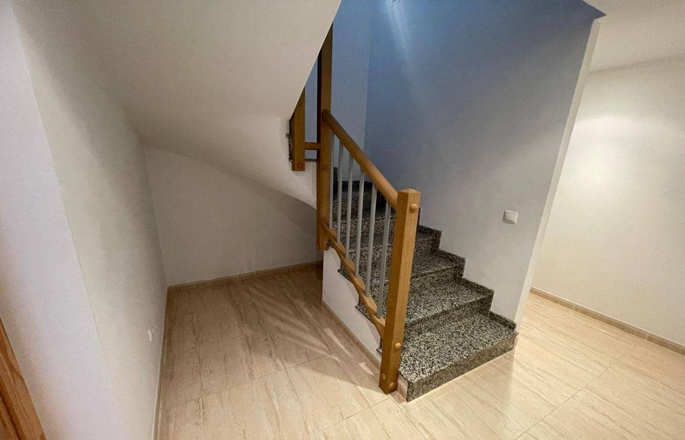 5 quarto Penthouse para venda em Sant Carles de la Rapita - 209 600 € (Ref: 9629983)