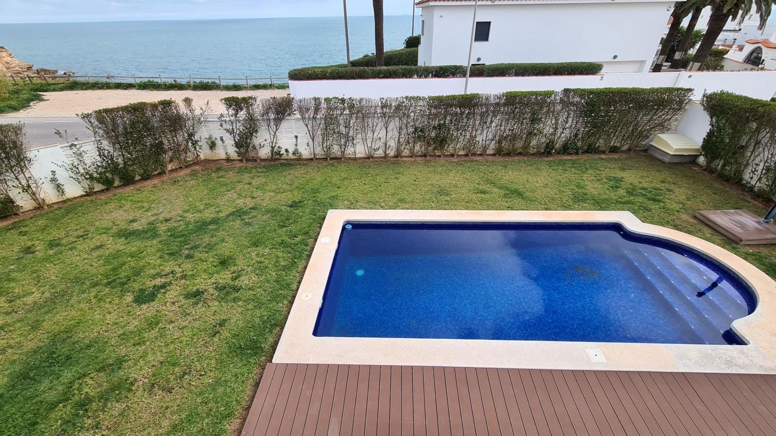 4 soverom Rekkehus til salgs i Vinaros med svømmebasseng garasje - € 499 000 (Ref: 9652009)