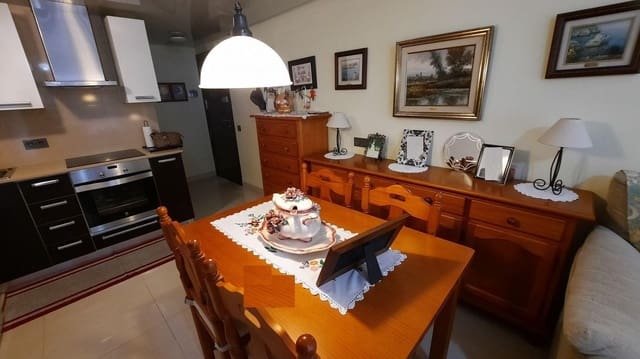 2 makuuhuone Huoneisto myytävänä paikassa Sant Carles de la Ràpita - 125 000 € (Ref: 9652010)