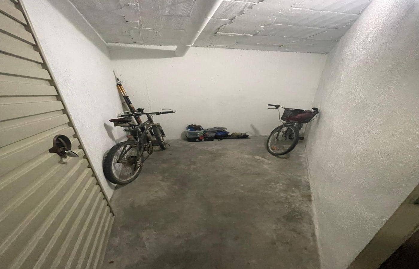 4 bedroom Flat for sale in Sant Carles de la Rapita - € 159,000 (Ref: 9690616)