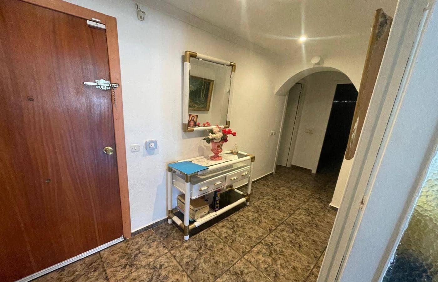 4 bedroom Flat for sale in Sant Carles de la Rapita - € 99,000 (Ref: 9701635)