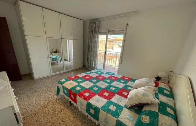 Piso de 3 habitaciones en Sant Carles de la Ràpita en venta - 85.000 € (Ref: 9735590)
