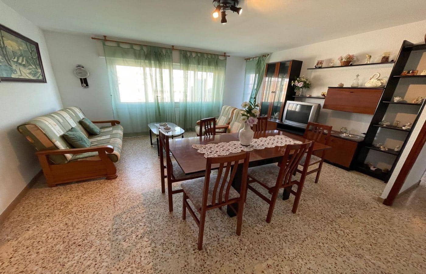 3 bedroom Flat for sale in Sant Carles de la Rapita - € 85,000 (Ref: 9735590)