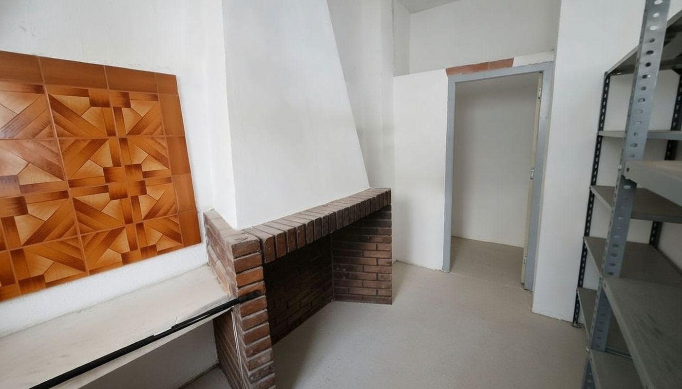2 bedroom Townhouse for sale in Sant Carles de la Rapita - € 165,000 (Ref: 9743138)