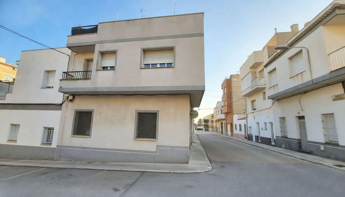 2 bedroom Townhouse for sale in Sant Carles de la Rapita - € 165,000 (Ref: 9743138)