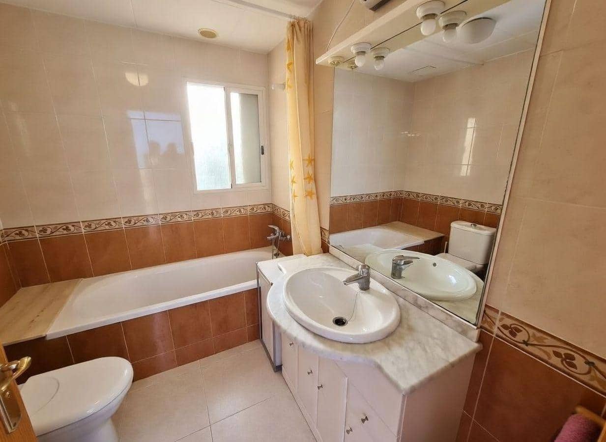 3 sovrum Radhus till salu i Alcanar med garage - 230 000 € (Ref: 9773069)