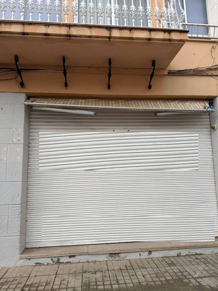 Local Commercial à vendre à Vinaros - 100 000 € (Ref: 9782997)