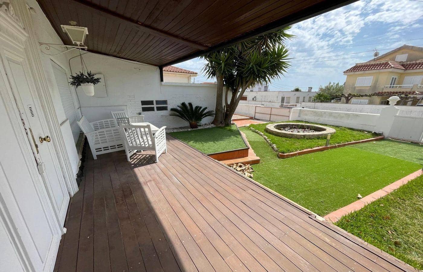 5 soverom Villa til salgs i Alcanar med svømmebasseng garasje - € 289 000 (Ref: 9797114)