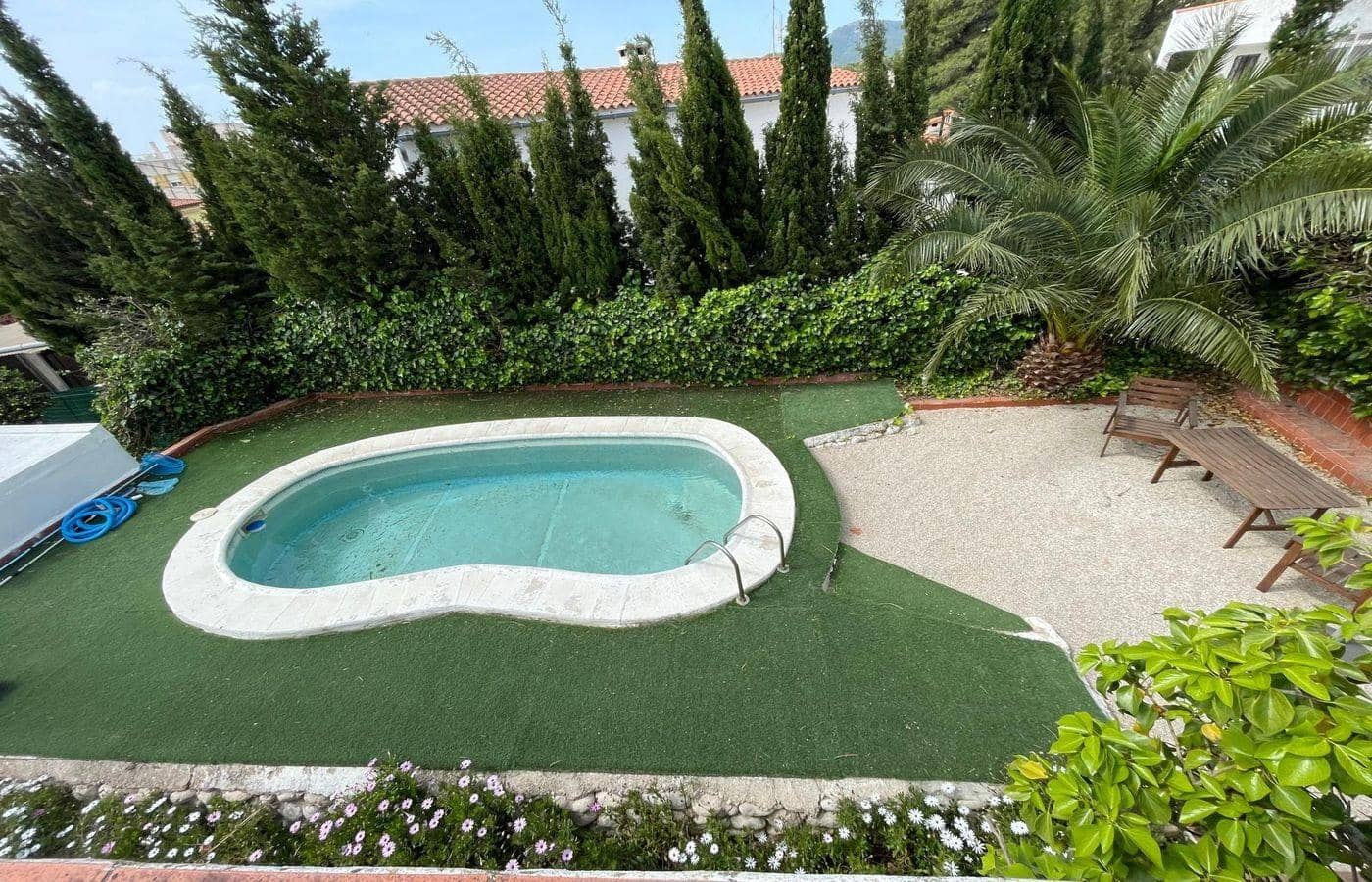 5 soverom Villa til salgs i Alcanar med svømmebasseng garasje - € 289 000 (Ref: 9797114)