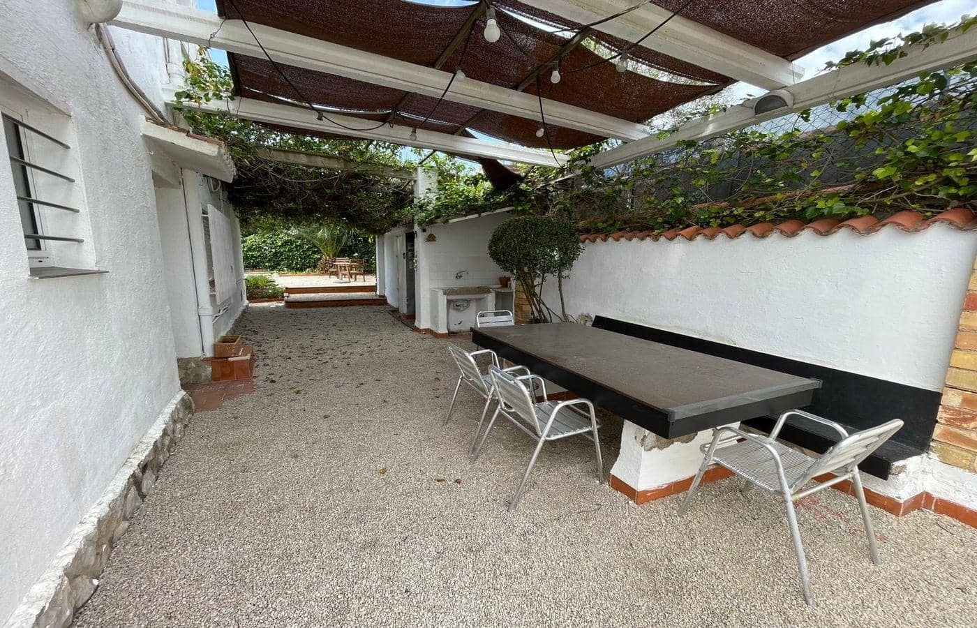 5 soverom Villa til salgs i Alcanar med svømmebasseng garasje - € 289 000 (Ref: 9797114)