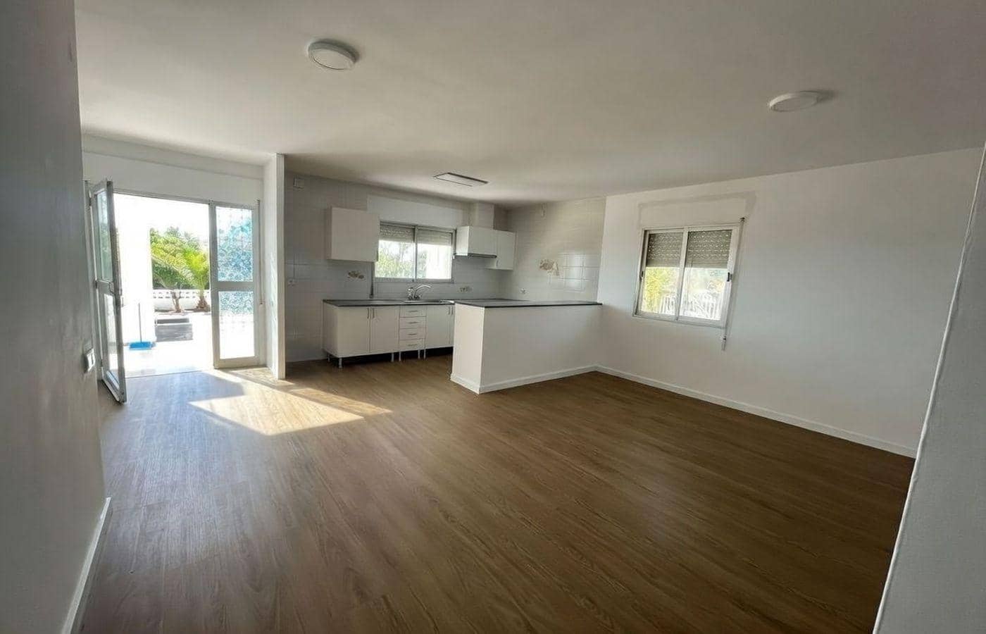 3 bedroom Villa for sale in Alcanar - € 202,800 (Ref: 9804300)
