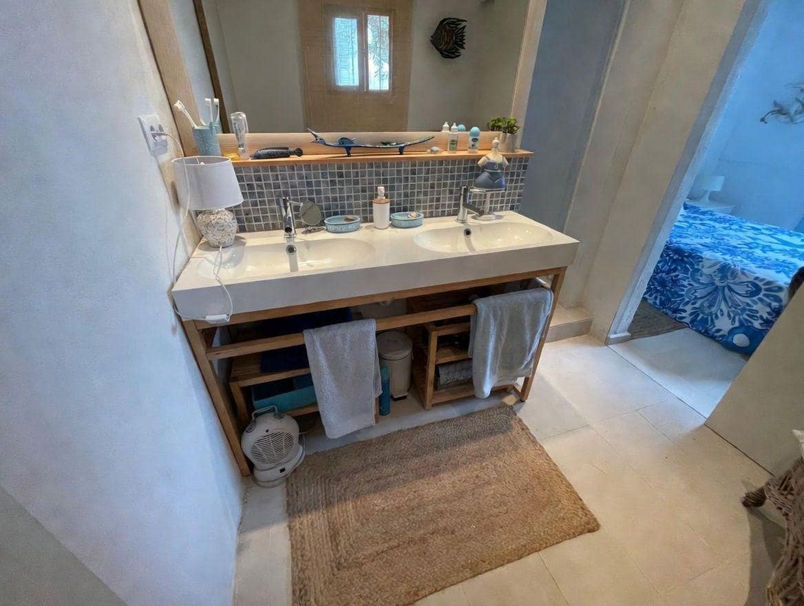 4 slaapkamer Villa te koop in Les Cases d'Alcanar met garage - € 160.000 (Ref: 9818236)