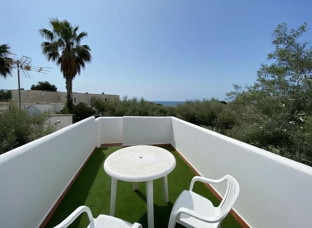 4 slaapkamer Villa te koop in Les Cases d'Alcanar, Alcanar met garage - € 160.000 (Ref: 9818236)