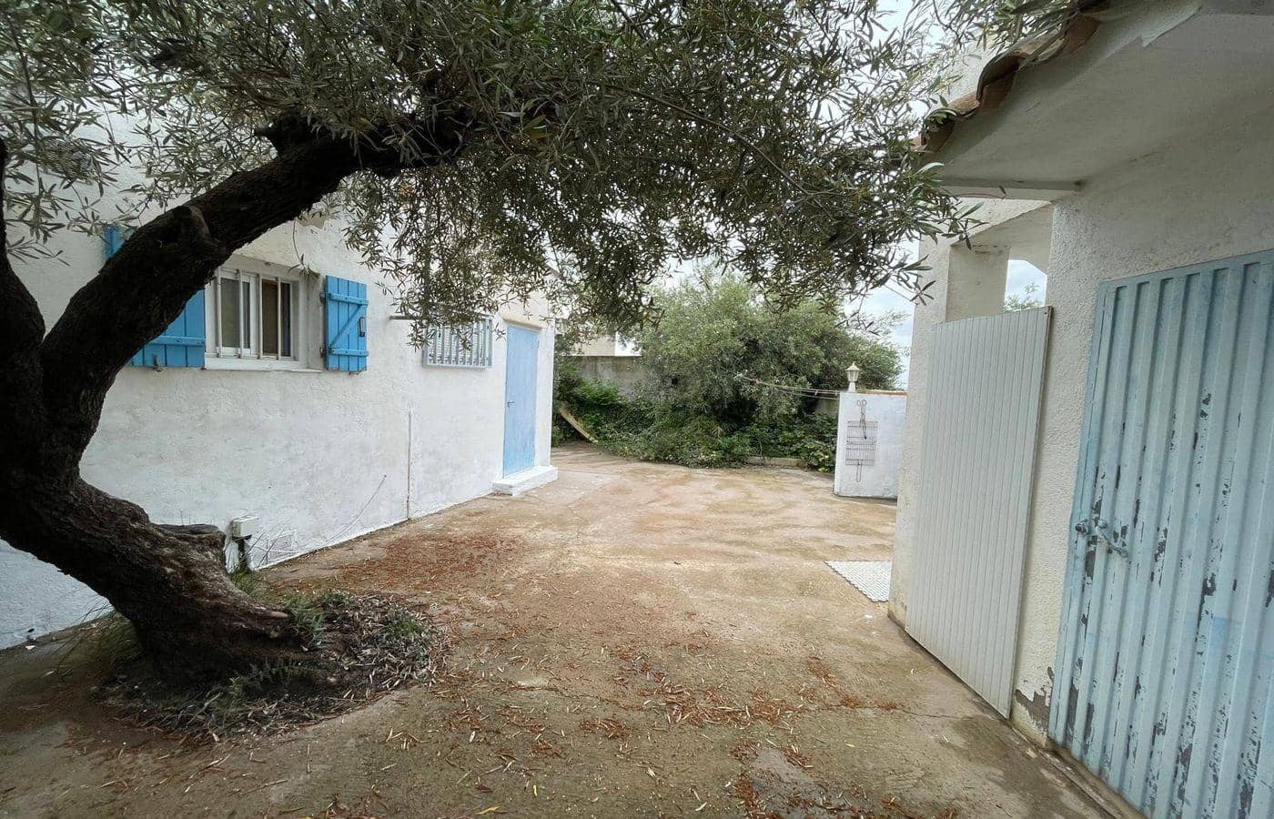 4 slaapkamer Villa te koop in Les Cases d'Alcanar met garage - € 160.000 (Ref: 9818236)