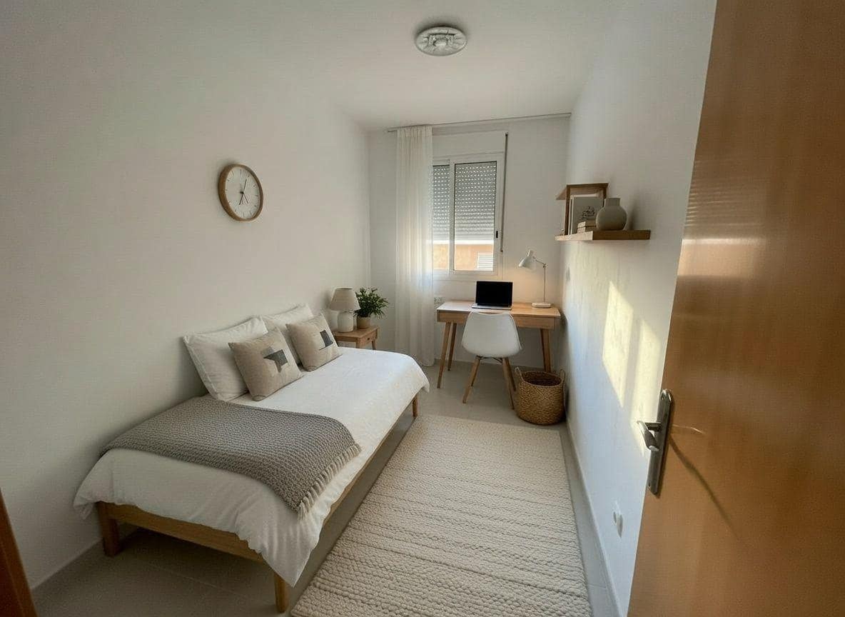 2 bedroom Apartment for sale in Sant Carles de la Rapita - € 153,000 (Ref: 9833667)