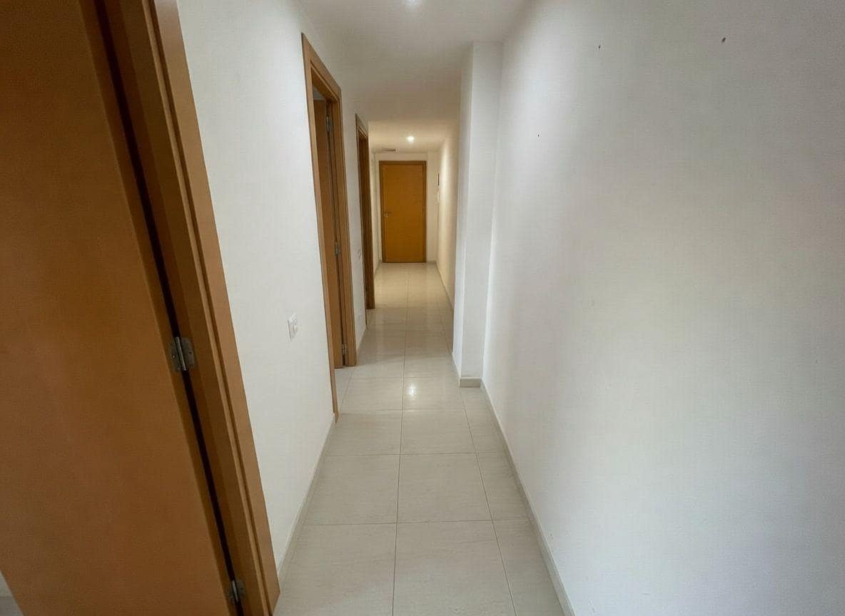 2 bedroom Apartment for sale in Sant Carles de la Rapita - € 153,000 (Ref: 9833667)