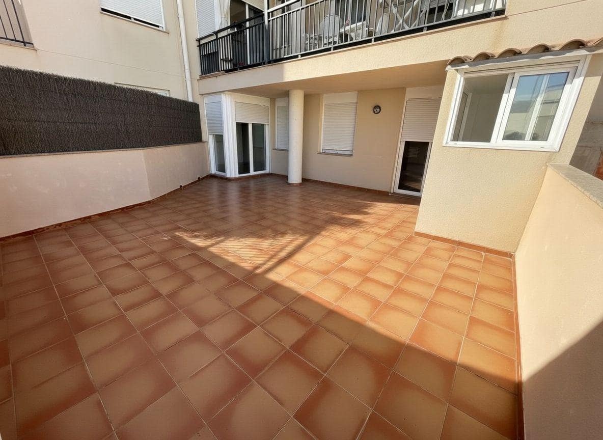 2 bedroom Apartment for sale in Sant Carles de la Rapita - € 153,000 (Ref: 9833667)