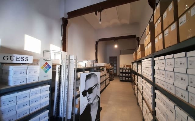 Commercieel te huur in Sant Carles de la Ràpita - € 450 (Ref: 9833668)